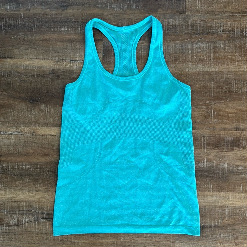 Lululemon swiftly racerback size 8